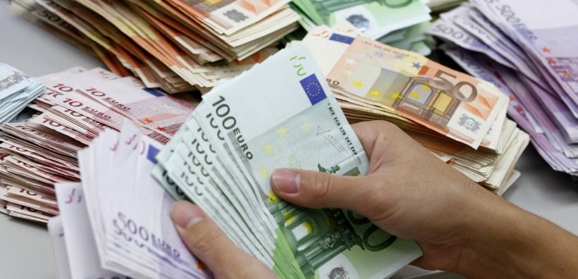 Στα €1,2 δισ. το πρωτογενές πλεόνασμα στο πεντάμηνο