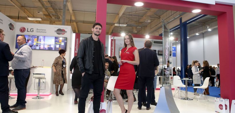 Η LG αρωγός του τουριστικού κλάδου στήριξε ως Grand Sponsor το καινοτόμο project Hotel Megatrends στην έκθεση XENIA 2018 