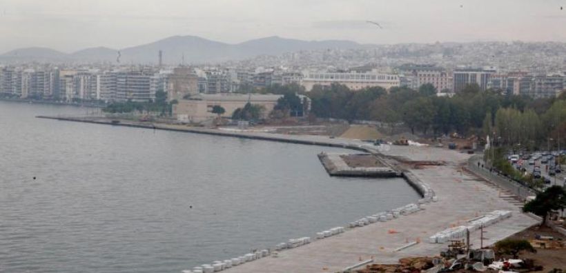 Θεσσαλονίκη: Θαλάσσια ρύπανση, έκτασης 300 τ.μ., στο λιμάνι
