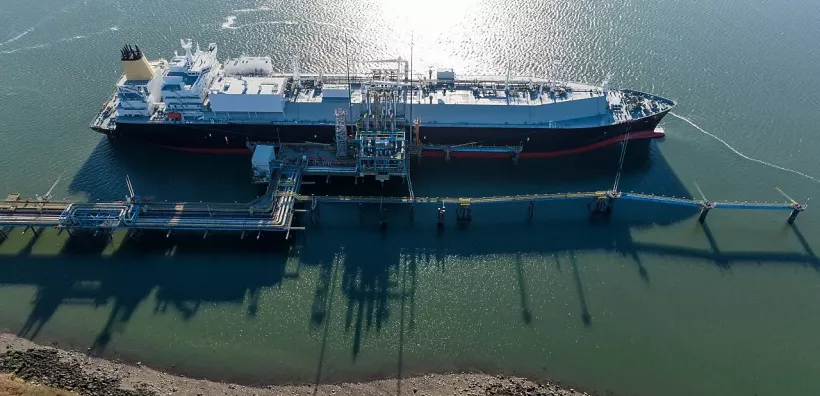Ελ Νίνιο και αποθήκευση αλλάζουν την αγορά LNG – Το premium που πρέπει να πληρώσει η Ευρώπη