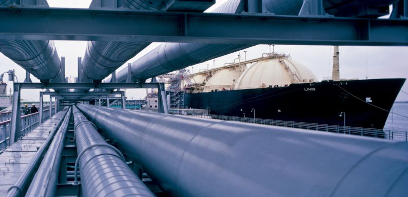 Συνάντηση ΔΕΣΦΑ-Διώρυγα Gas προτείνει η ΡΑΕ για να επιλυθεί το θέμα της έγκαιρης σύνδεσης του νέου τερματικού LNG