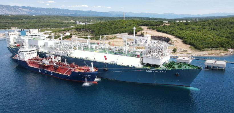 Με θετικά αποτελέσματα το πρώτο εξάμηνο λειτουργίας του FSRU Krk στη Κροατία - Από που ήρθαν τα φορτία