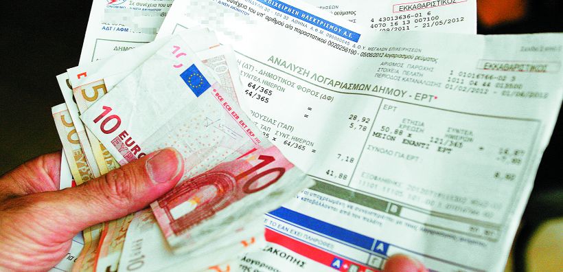 ΔΕΗ: Εξώδικα σε 890.000 πελάτες για «φέσια» 1,05 δισ. ευρώ - Από Οκτώβριο αναμένονται... στα ταμεία 