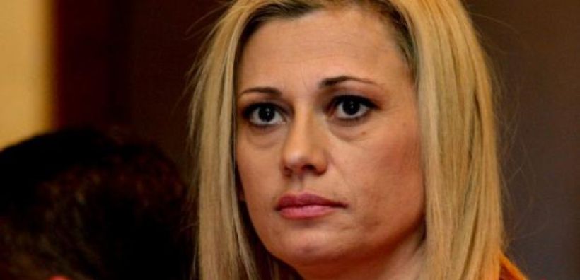 Επιστρέφει στα καθήκοντά της, στο ΥΠΕΝ, η Ραχήλ Μακρή