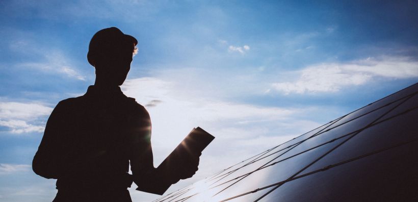 Απώλειες εργατικού προβλέπει η SolarPower Europe - Νέα άνοδος προς το τέλος της δεκαετίας
