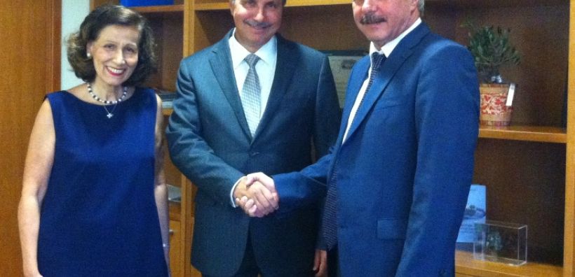 Συνάντηση Μανιάτη με τον πρόεδρο του Ιδρ. Ωνάση για το "Rethink Athens"