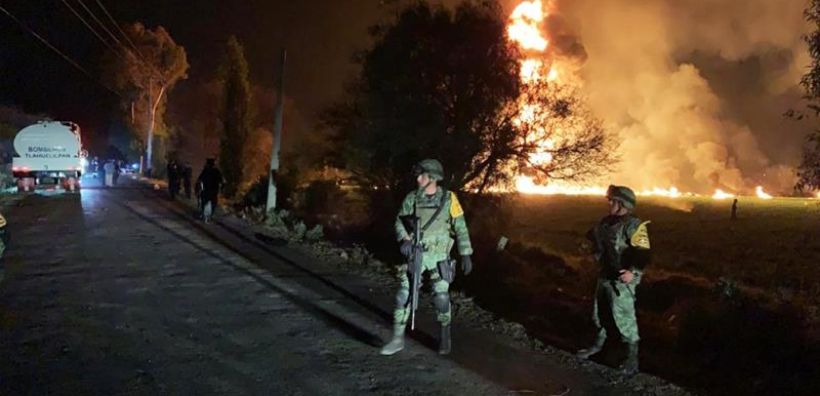 Οι νεκροί από την έκρηξη σε αγωγό πετρελαίου στο Μεξικό υπερβαίνουν τους 90