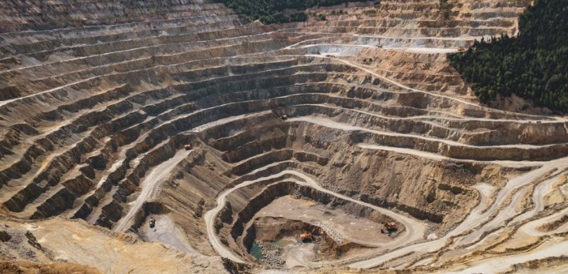 ΟΗΕ: Η αξιοποίηση του δυναμικού των κρίσιμων ορυκτών για την αειφόρο ανάπτυξη και το επενδυτικό κενό των 230 δισ. δολ.
