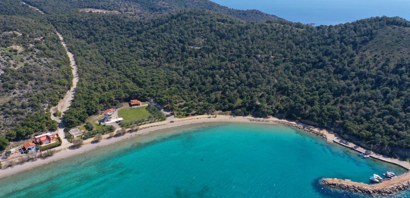 Συνάντηση ΔΕΣΦΑ στη Σαλαμίνα για τη διασύνδεση του νησιού με το δίκτυο φυσικού αερίου