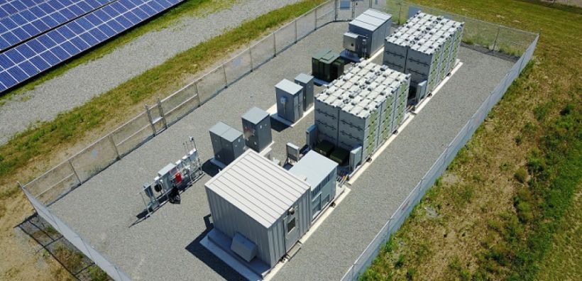 Δυναμική είσοδο και στην αποθήκευση ενέργειας επιχειρεί η ΔΕΗ Ανανεώσιμες – Υπέβαλε 8 αιτήσεις για 950 Μεγαβάτ