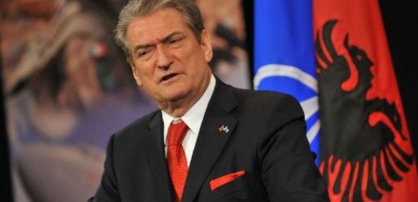 Ακύρωση της επίσκεψης Αβραμόπουλου στα Τίρανα λόγω των δηλώσεων Μπερίσα