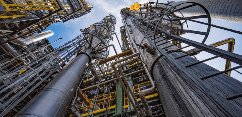 Rystad Energy: Ο πόλεμος στη Μέση Ανατολή θέτει σε κίνδυνο τα έργα CCUS σε παγκόσμια κλίμακα