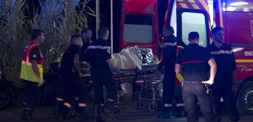 84 νεκροί και δεκάδες τραυματίες από τρομοκρατική επίθεση στη Γαλλία - Ταυτοποιήθηκε ο δράστης