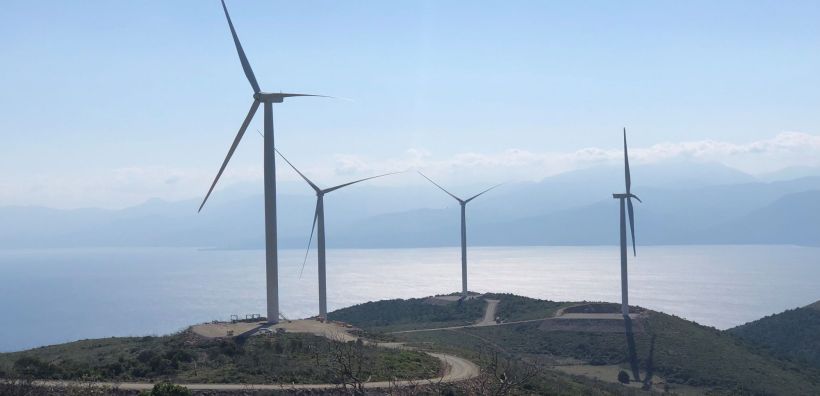 Για λογαριασμό της Nostira ολοκληρώθηκε το πρώτο αιολικό πάρκο στην Ελλάδα με "μηχανές" της GE Renewable Energy
