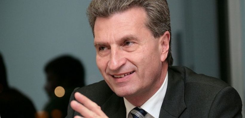 Στην Αθήνα την Τρίτη ο Επίτροπος Oettinger για το "Helios"
