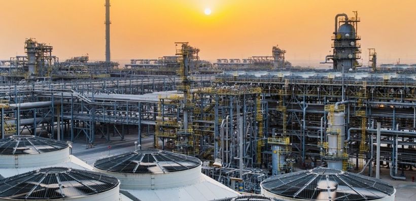 Πλήγμα των Χούθι σε διυλιστήριο της Aramco