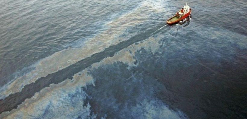 Οι άνθρωποι ευθύνονται για πάνω από το 90% των πετρελαιοκηλίδων στις θάλασσες
