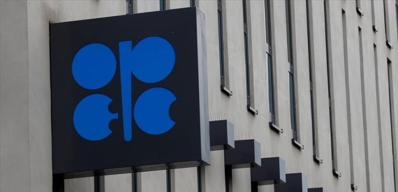 Πλεόνασμα 800,000 βαρέλια ημερησίως εκτιμά για το 2022 ο ΟΠΕΚ+