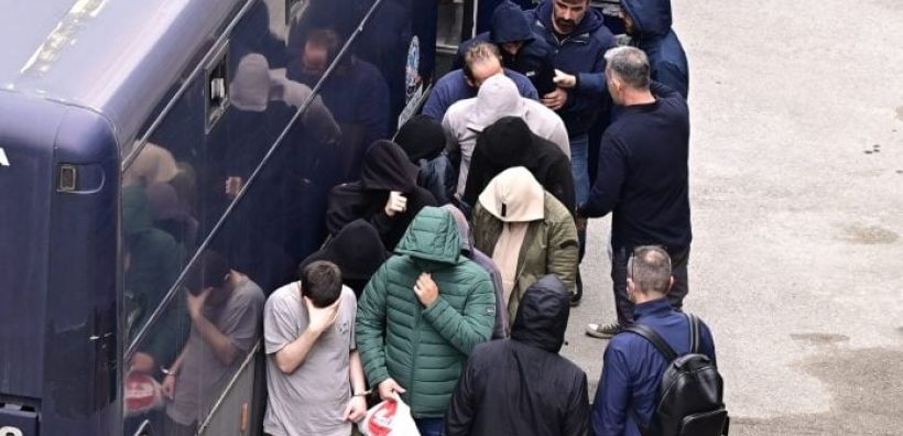 Προφυλακιστέοι 14 «υπάλληλοι ΔΕΔΔΗΕ» για τις τηλεφωνικές απάτες