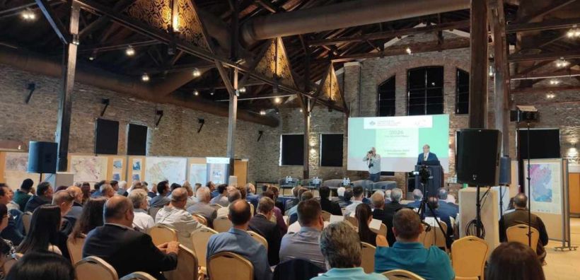 Εκδηλωση του ΣΜΕ: Καθοριστικός ο ρόλος της Ελλάδας στην ενεργειακή μετάβαση - Προϋπόθεση η αξιοποίηση των ορυκτών πόρων της
