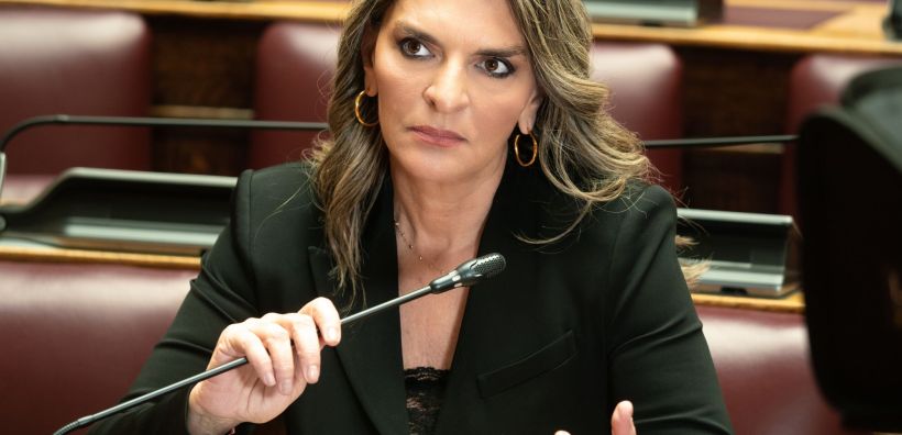 Eρώτηση Πέρκα: Σε ομηρία οι ενεργειακές κοινότητες
