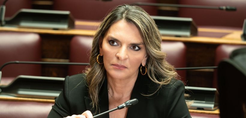 Πέρκα (ΣΥΡΙΖΑ): Με 1 εκ ευρώ πρόστιμο της ΡΑAΕΥ επιβεβαιώθηκαν οι καταγγελίες για τη διαβλητότητα των διαγωνισμών του ΔΕΔΔΗΕ για ΦΒ στην Πελοπόννησο και στην Κρήτη