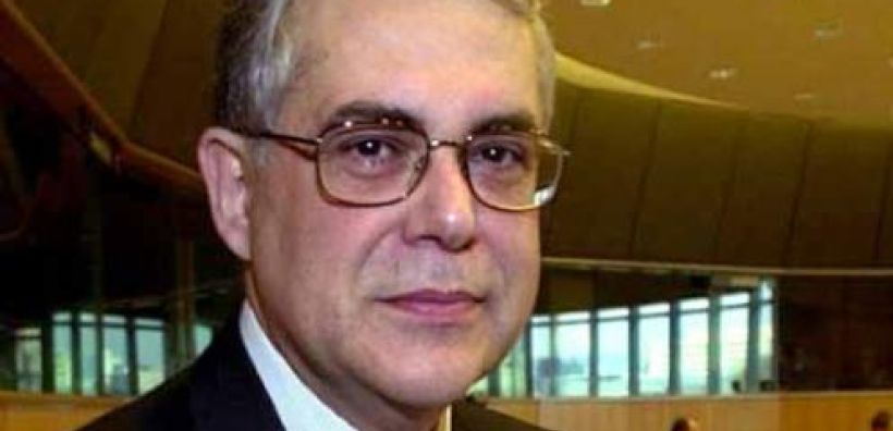 Εκτάκτως στις Βρυξέλλες ο Παπαδήμος