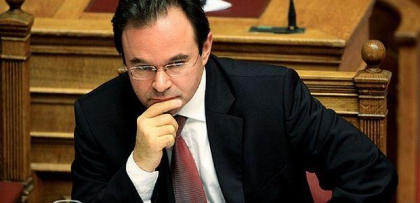 Σκληρή κόντρα Μιχελάκη - Παπακωνσταντίνου με φόντο τη συγκυβέρνηση