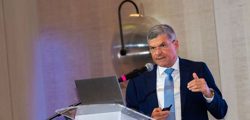 Παπαναστασίου: Αξιολογείται η πρόταση της Energean για τον αγωγό με Ισραήλ