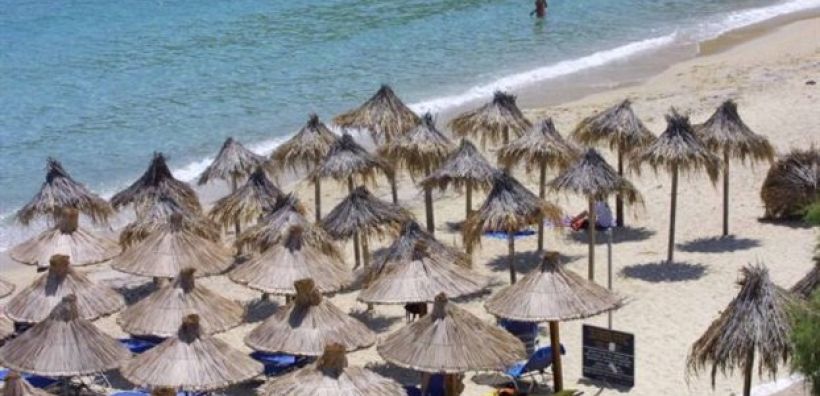 Μ. Τράτσα: Δεν... παίζει στις παραλίες το υπουργείο Περιβάλλοντος