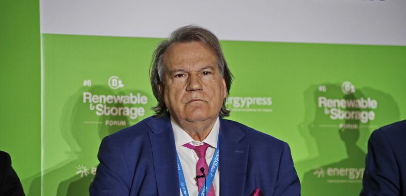 Στ. Λογοθετίδης: Καινοτομία αιχμής στις ΑΠΕ τα ημιδιαφανή φωτοβολταϊκά