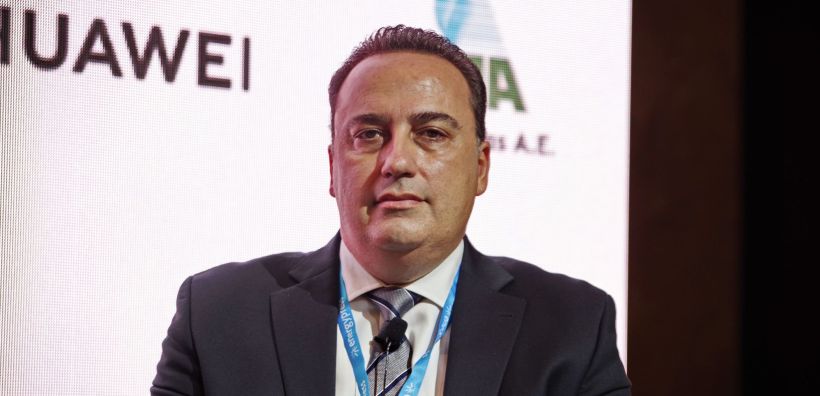 Λουμάκης: Πλήρης κανιβαλισμός στα μικρά φωτοβολταϊκά - Μεγάλο το κόστος και το ρίσκο για τους παραγωγούς