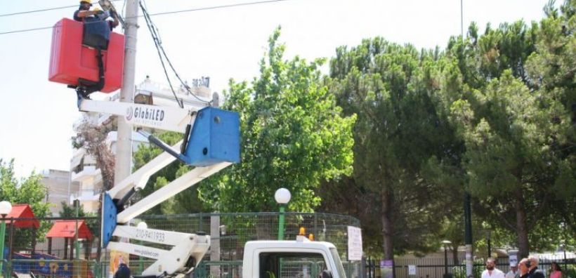 Πειραιάς: Ξεκίνησαν τα έργα αναβάθμισης του δημοτικού φωτισμού
