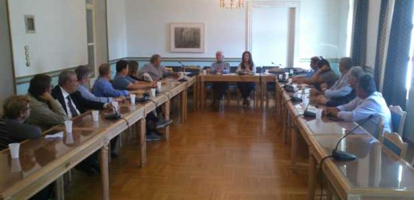 Π. Πελοποννήσου: Αγαστή συνεργασία και σεβασμός στην αυστηρή τήρηση των περιβαλλοντικών όρων των πυρηνελαιουργείων