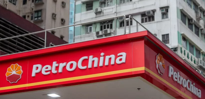 Στα 12,4 δισ. δολάρια τα κέρδη της PetroChina το α' εξάμηνο
