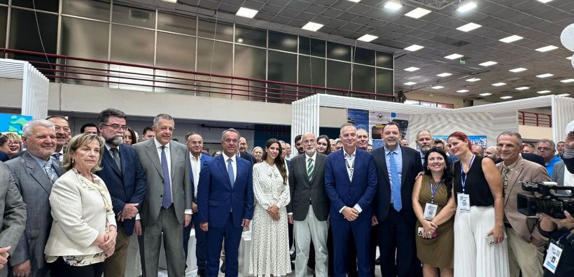 Εκδόθηκε το πρώτο ενιαίο ηλεκτρονικό εισιτήριο για τα ΜΜΜ Θεσσαλονίκης στη ΔΕΘ
