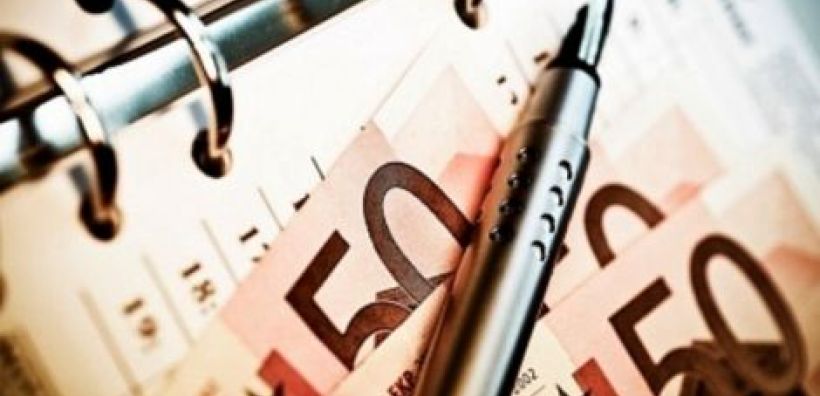 Μειώνονται 10% οι εργοδοτικές ασφαλιστικές εισφορές 