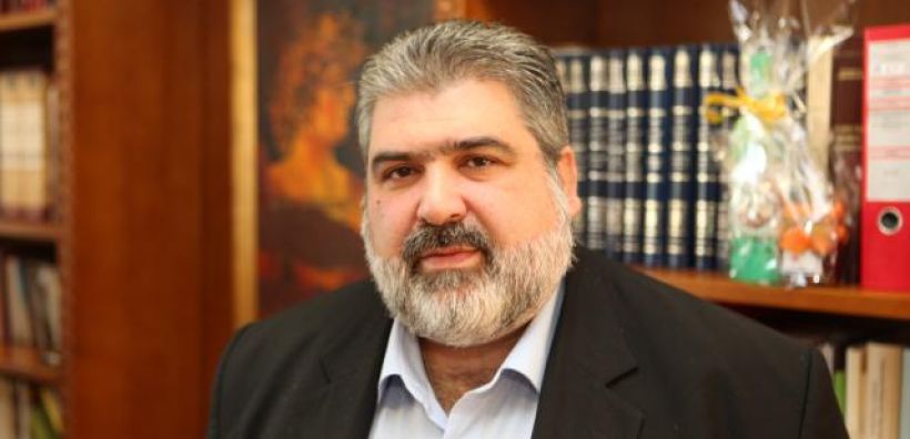 Π. Πλακεντάς για το νέο λογότυπο της ΔΕΗ: “Αφαίρεσαν τον κεραυνό, την ιστορία της ΔΕΗ δηλαδή. Το έμβλημα που σηματοδοτούσε τα πάντα”