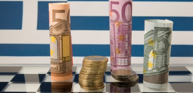 ΤτΕ: Στα €1,332 δισ. το ταμειακό πρωτογενές πλεόνασμα