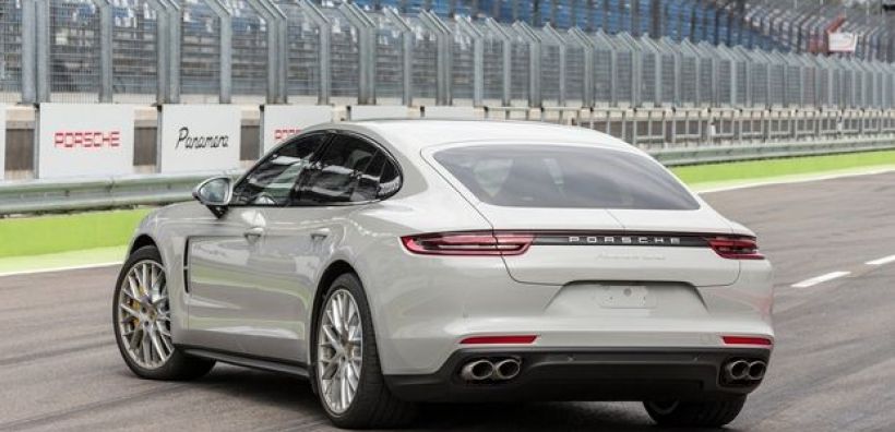 Τέλος στο πετρέλαιο η Porsche