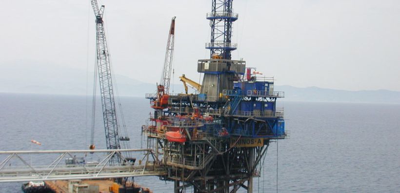 "Βυθίστηκε" η υπόγεια αποθήκη στη Καβάλα, στα αζήτητα και η εξέδρα