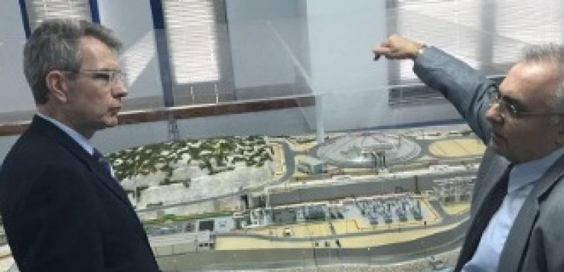 Στη Ρεβυθούσα ο Pyatt, για την προοπτική εισαγωγής αμερικανικού LNG στην Ελλάδα