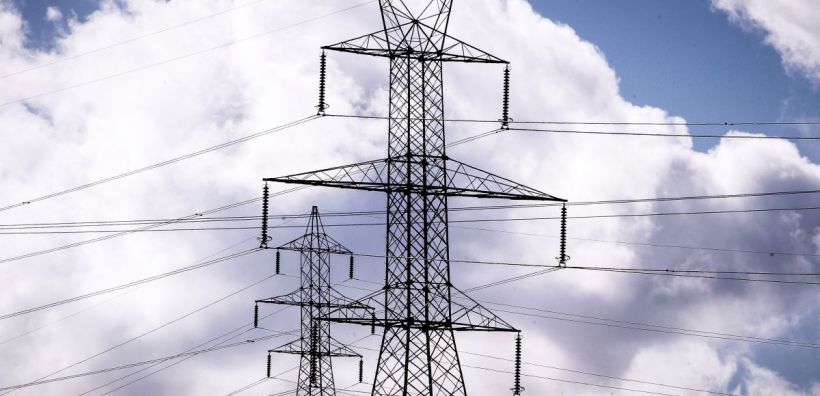 Ολη η Ευρώπη πληρώνει σήμερα για να «διώξει» τη περισσευούμενη ενέργεια - Τι συμβαίνει από τη Γερμανία και την Ολλανδία μέχρι την Ουγγαρία, τη Τσεχία και τα Βαλκάνια