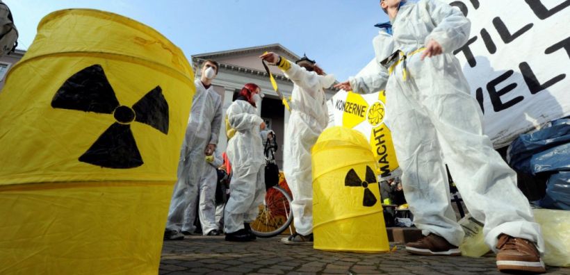 Ολλανδία: Διαμαρτυρία της Greenpeace για τα πυρηνικά απόβλητα