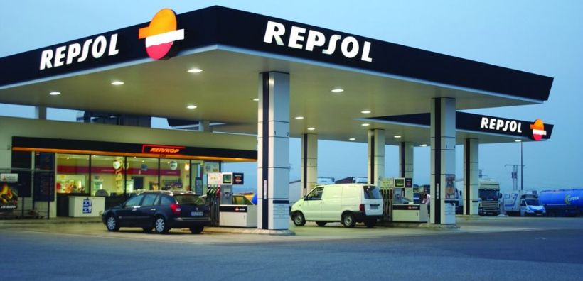 Συρρικνώθηκαν οι ζημιές της Repsol το 2020