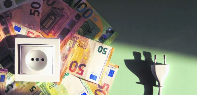 Ελλειμματικός ο Ειδικός Λογαριασμός ΥΚΩ – Γνωμοδότηση ετοιμάζει η ΡΑΑΕΥ για το ποιά επιβάρυνση θα έχουν οι καταναλωτές και πόσα πρέπει να «βάλει» ο προϋπολογισμός