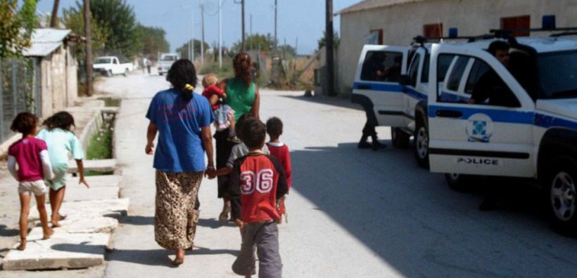 Στις προτεραιότητες της Περιφέρειας Αττικής η διευθέτηση του προβλήματος ηλεκτροδότησης του οικισμού Ρομά Μεγάρων
