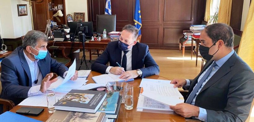 Άνοιξε ο δρόμος για την ενεργειακή αναβάθμιση και την αντικατάσταση στέγης στο σχολικό συγκρότημα Πλατάνου
