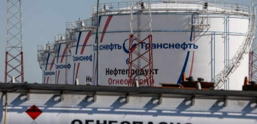 Πυρκαγιά σε δεξαμενές καυσίμων στη Ρωσία εξαιτίας επίθεσης ουκρανικών drones