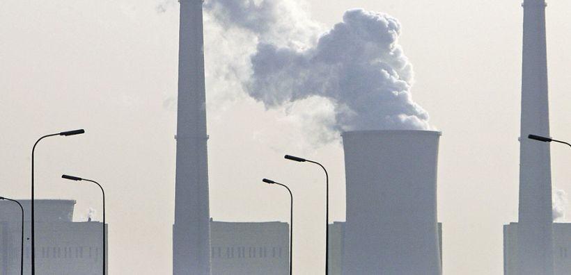 Υψηλούς φόρους σε ρυπογόνα καύσιμα συνιστά το ΔΝΤ